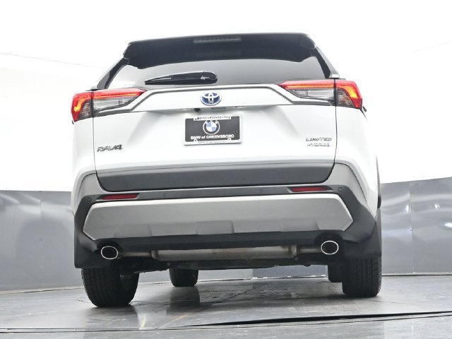 Used 2024 Toyota RAV4 Limited AWD/4WD image 34