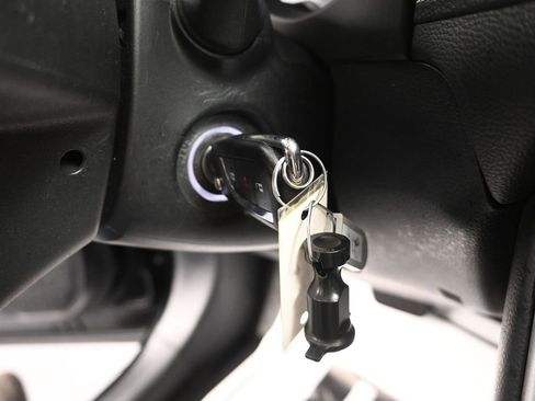 Used 2024 Toyota RAV4 LE AWD/4WD image 25
