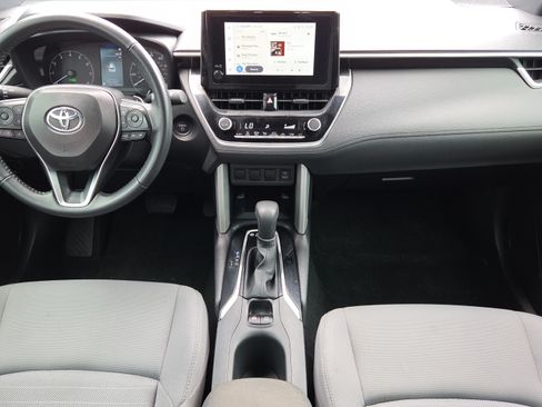 Used 2024 Toyota Corolla Cross AWD Hybrid image 13
