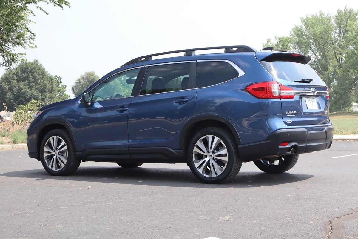 Used 2021 Subaru Ascent Premium w/ Sport Package AWD/4WD image 7