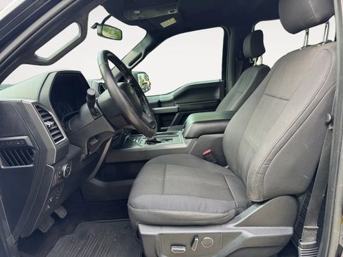 Used 2016 Ford F150 XLT w/ Equipment Group 302A Luxury AWD/4WD image 9