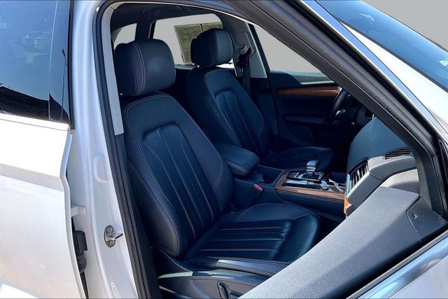 Used 2023 Audi Q5 2.0T Premium Plus w/ Premium Plus Package AWD/4WD image 7
