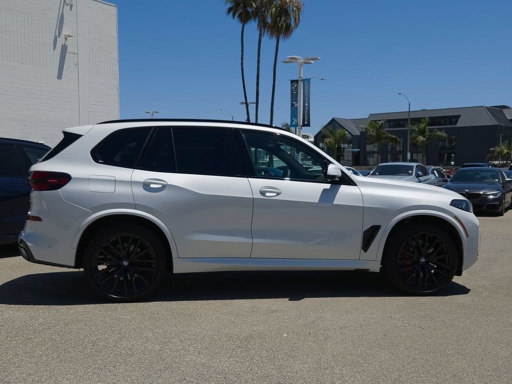 New 2026 BMW X5 sDrive40i w/ M Sport Package RWD image 4