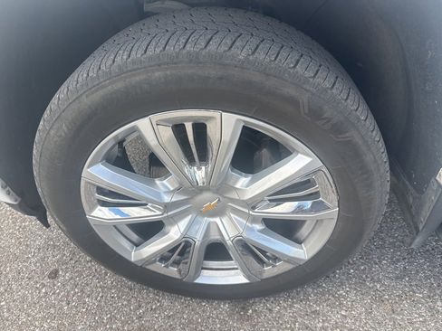 Used 2019 Chevrolet Silverado 1500 High Country w/ Z71 Off-Road Package image 11