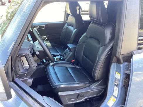 New 2025 Ford Bronco Outer Banks w/ Sasquatch Package AWD/4WD image 29