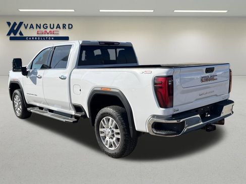 Used 2024 GMC Sierra 2500 SLT w/ SLT Convenience Package image 3
