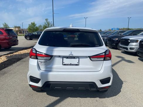 Used 2025 Mitsubishi Outlander Sport ES image 3