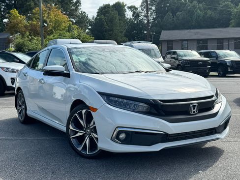 Used 2019 Honda Civic Touring image 1