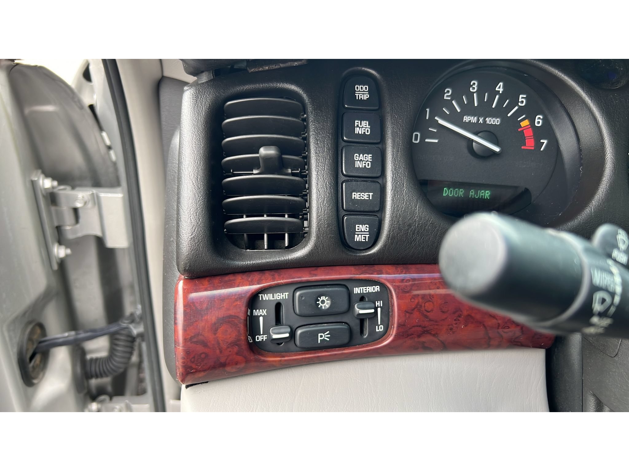Used 2005 Buick Le Sabre Limited FWD image 22