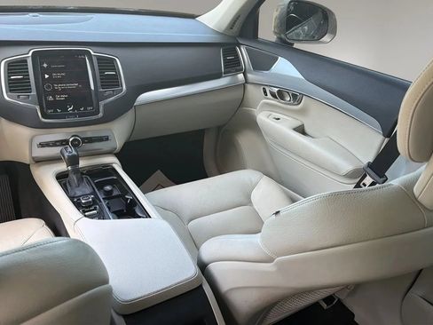 Used 2016 Volvo XC90 T5 Momentum AWD/4WD image 28