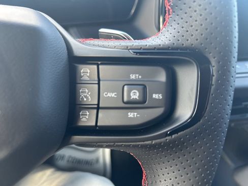 New 2026 Dodge Charger R/T AWD/4WD image 17