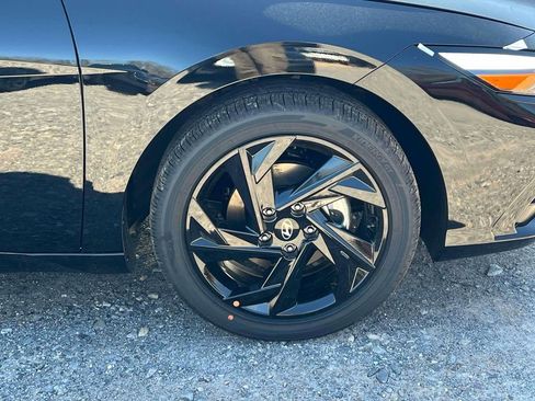 New 2026 Hyundai Elantra SEL Sport Premium w/ Cargo Package FWD image 6