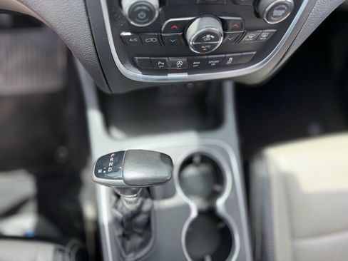 Used 2020 Dodge Durango SXT AWD/4WD image 37