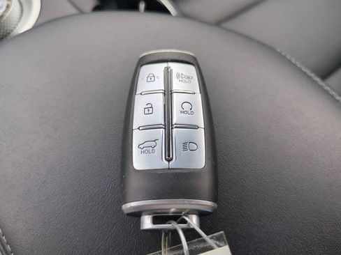 Used 2025 Genesis GV70 2.5T AWD/4WD image 29