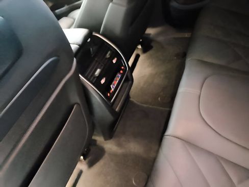 Used 2023 BMW X6 xDrive40i w/ Premium Enhanced Package AWD/4WD image 18