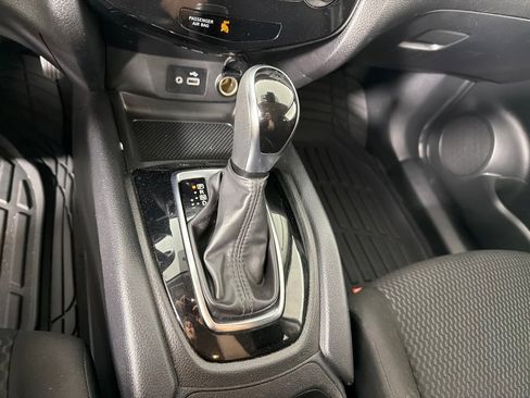 Used 2021 Nissan Rogue Sport S FWD image 17