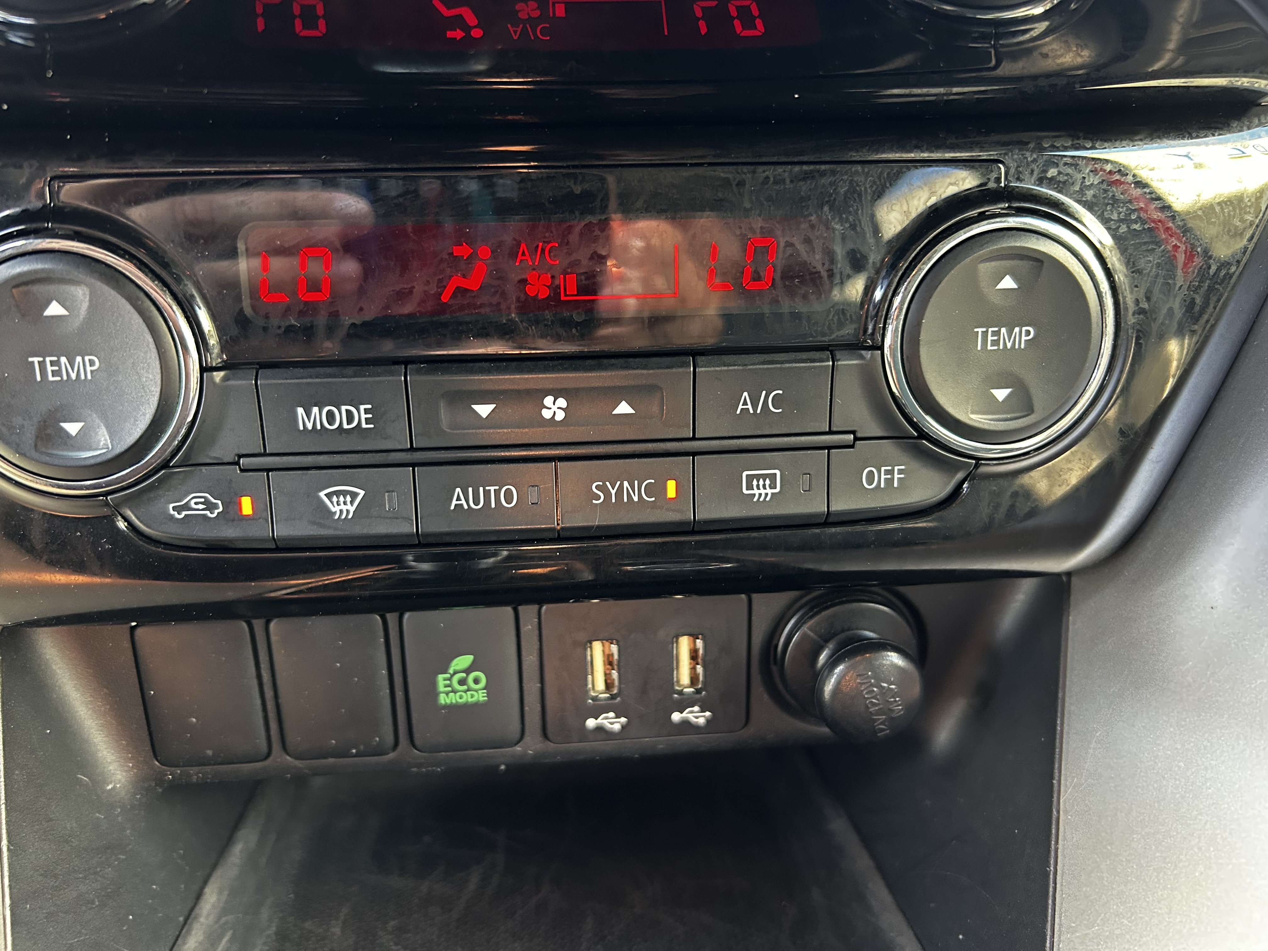 Used 2025 Mitsubishi Eclipse Cross SE AWD/4WD image 23
