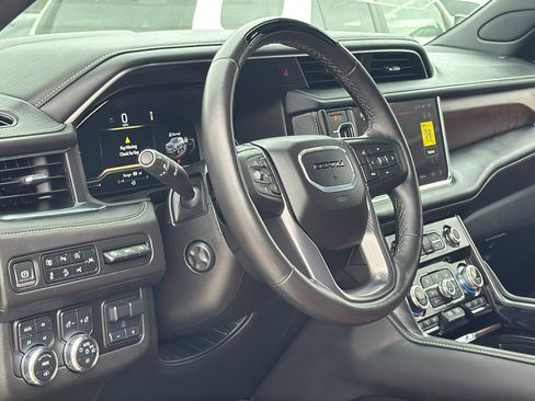 Used 2024 GMC Yukon Denali Ultimate image 10