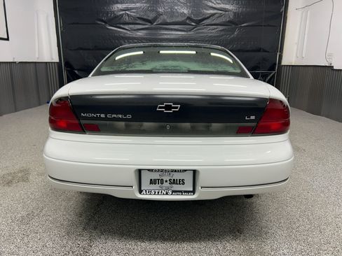 Used 1997 Chevrolet Monte Carlo LS image 5