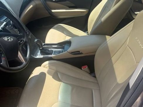 Used 2013 Hyundai Azera w/ Technology Pkg FWD image 5
