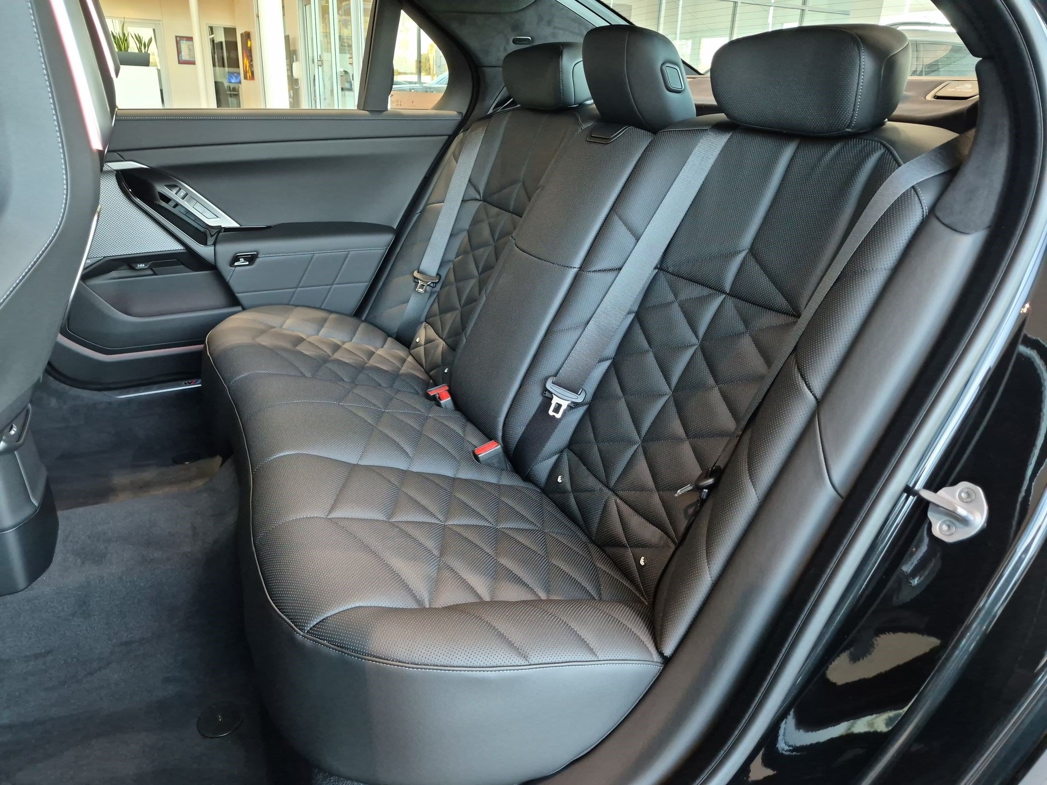 New 2027 BMW 740i w/ M Sport Professional Package RWD image 29