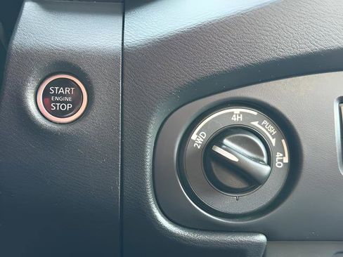 Used 2023 Nissan Frontier PRO-4X w/ Pro Convenience Package image 10