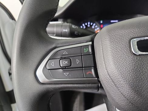 Used 2024 Jeep Compass Latitude AWD/4WD image 22