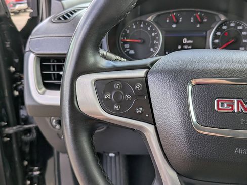 Used 2024 GMC Terrain SLT FWD image 32