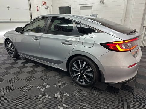 Used 2024 Honda Civic EX-L image 7