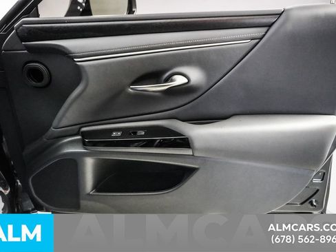 Used 2024 Lexus ES 300h w/ Premium Package image 46