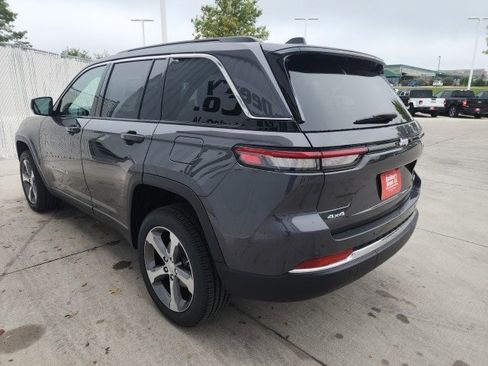 New 2025 Jeep Grand Cherokee Limited image 28