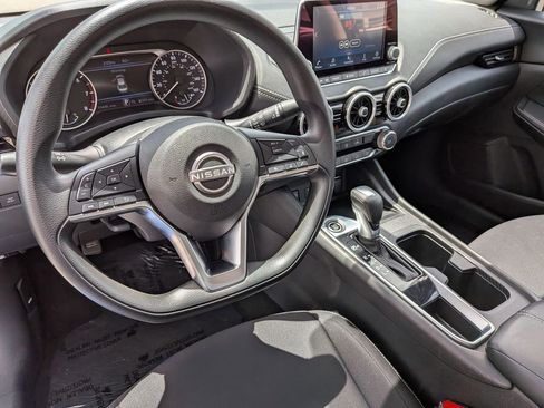 Used 2025 Nissan Sentra SV FWD image 14