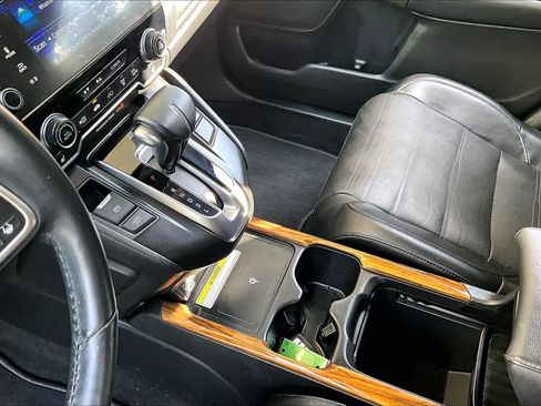 Used 2020 Honda CR-V Touring image 17