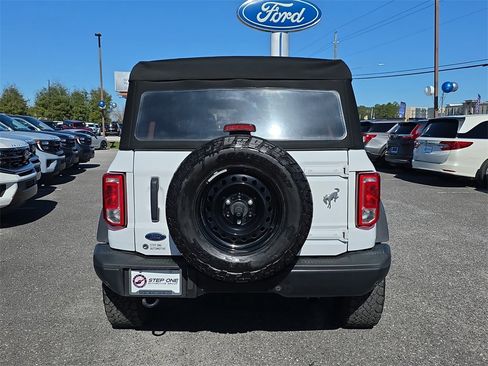 Certified 2023 Ford Bronco Black Diamond image 6