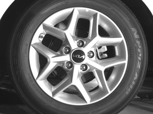 Used 2025 Kia Soul LX w/ LX Technology Package FWD image 17