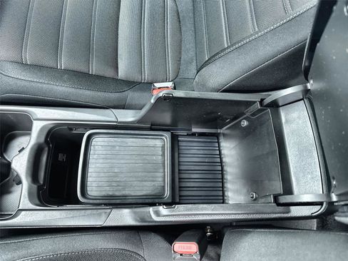 Used 2020 Honda CR-V LX image 17
