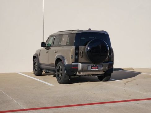 Used 2026 Land Rover Defender 110 S AWD/4WD image 3