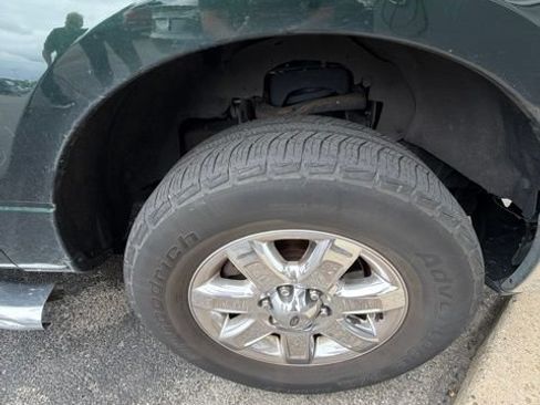 Used 2014 Ford F150 XLT w/ Equipment Group 302A Luxury AWD/4WD image 24