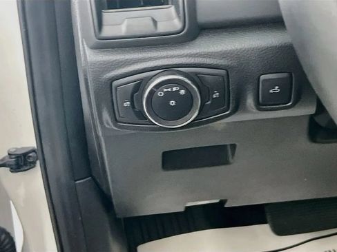 Used 2019 Ford Ranger XL w/ Equipment Group 101A Mid AWD/4WD image 11