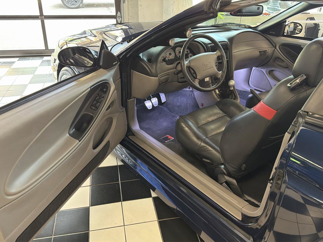 Used 2001 Ford Mustang GT RWD image 20