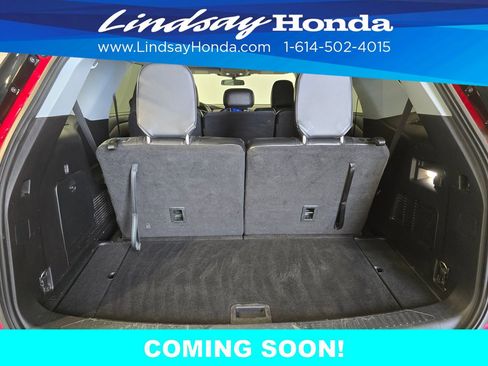 Used 2021 Ford Explorer XLT w/ Equipment Group 202A AWD/4WD image 9