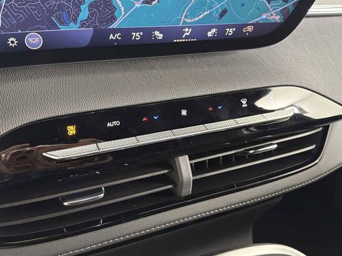 New 2026 Buick Enclave Sport Touring w/ Power Package image 64