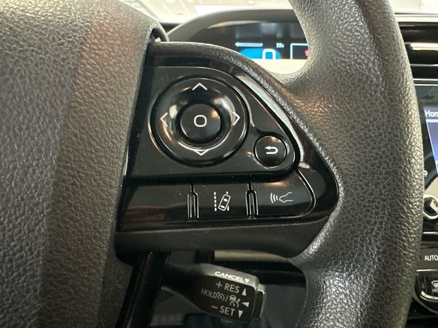 Used 2020 Toyota Prius LE AWD/4WD image 22