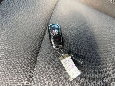 Used 2025 Buick Encore GX Preferred image 20