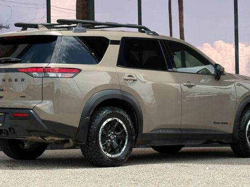 Used 2023 Nissan Pathfinder Rock Creek AWD/4WD image 12