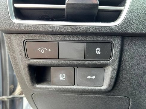 Used 2025 Hyundai Sonata SEL FWD image 24