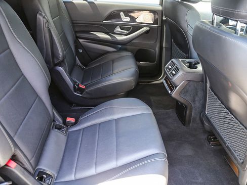 Certified 2023 Mercedes-Benz GLS 450 4MATIC image 16