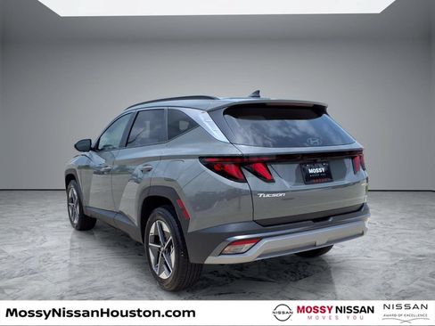 Used 2026 Hyundai Tucson SEL AWD/4WD image 2