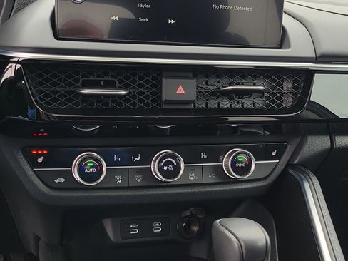 Certified 2025 Acura ADX FWD image 28