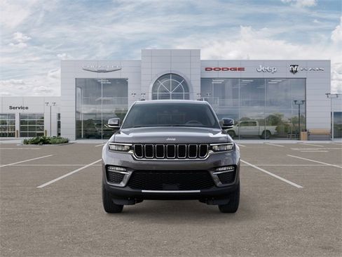 New 2025 Jeep Grand Cherokee Limited w/ Trailer Tow Package image 6